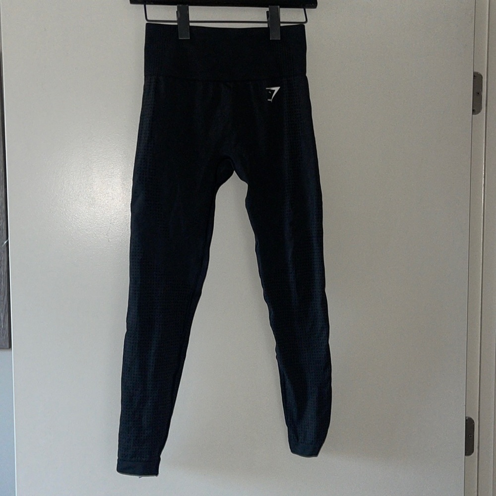 GYMSHAKK- S. Adapt seamless never worn